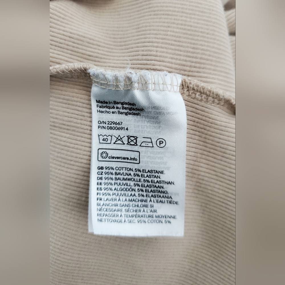 H&M Beige Short Sleeve Tee - Picture 4 of 4